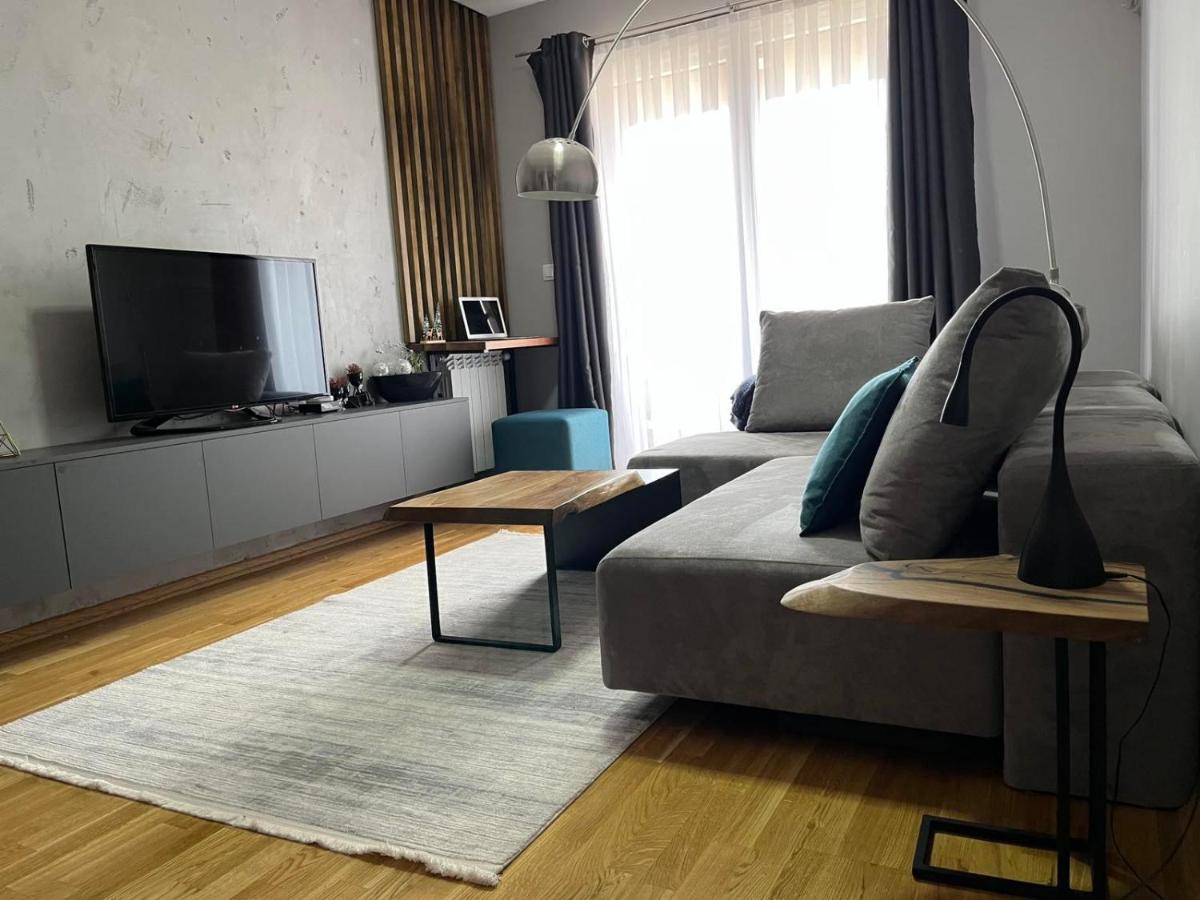 Porta Leks Apartment, Self Check-In, Own Parking Skopie Exterior foto