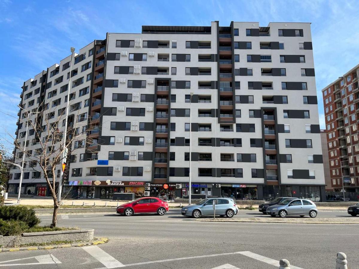 Porta Leks Apartment, Self Check-In, Own Parking Skopie Exterior foto