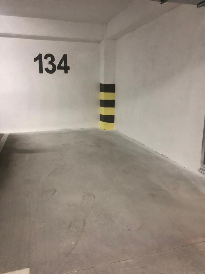 Porta Leks Apartment, Self Check-In, Own Parking Skopie Exterior foto