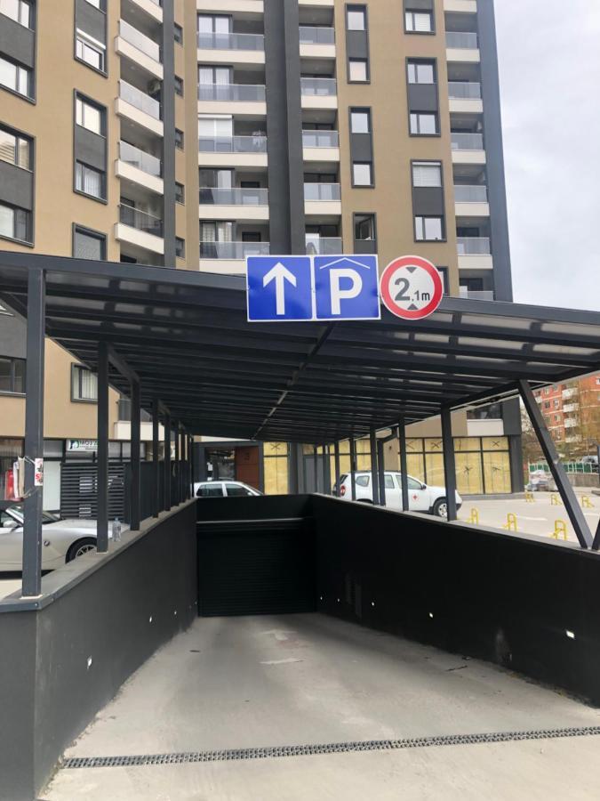 Porta Leks Apartment, Self Check-In, Own Parking Skopie Exterior foto
